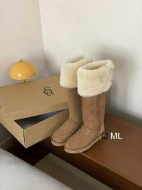 Picture of UGG Shoes _SKUUGGsz35-40ML091919766